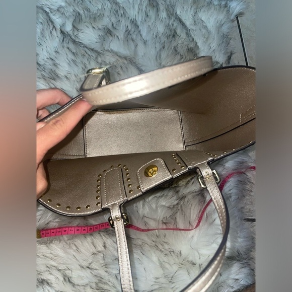 Snake bag and pouch snake crossbody tote bag and golden zipper pouch - Picture 5 of 16